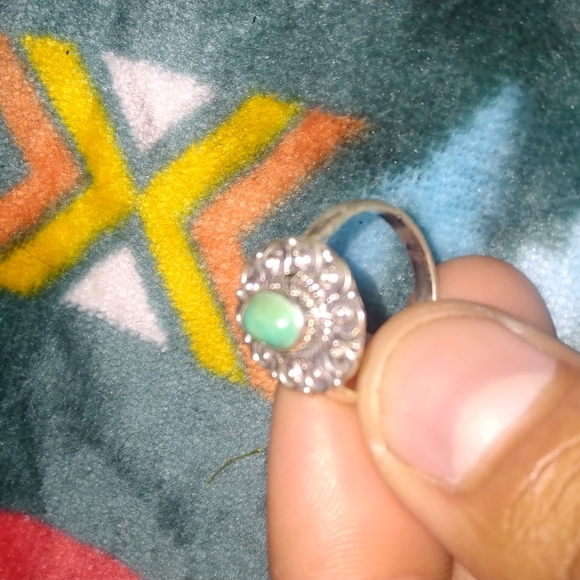 Ring - Picture 2 of 4